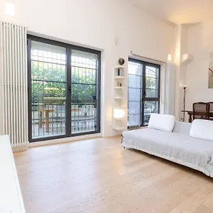 esclusivo-loft-con-due-camere-da-letto-e-terrazzo.it-lombardy.com/